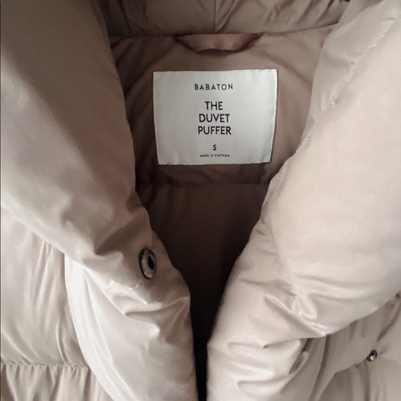 The Duvet Puffer Mid Jacket - Picture 2 of 5